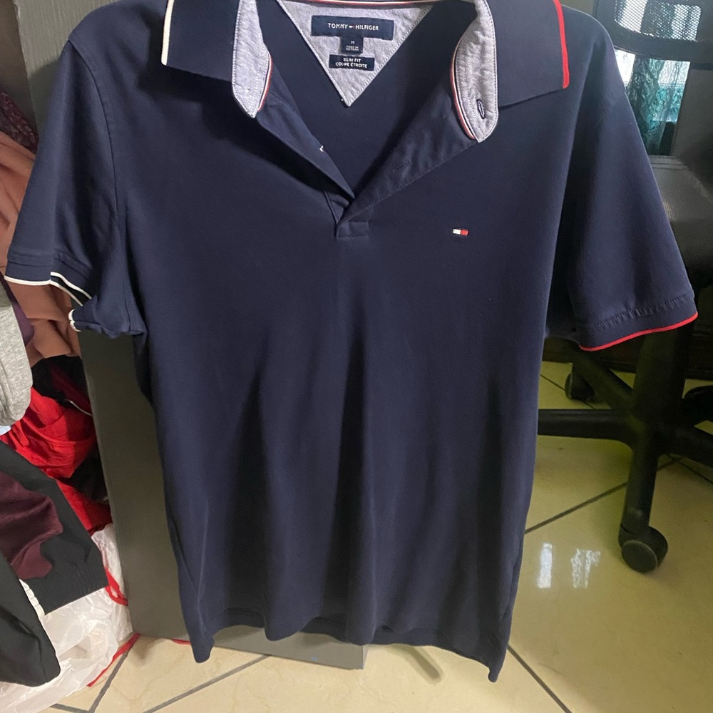 Mens size Medium Tommy Hilfiger polo